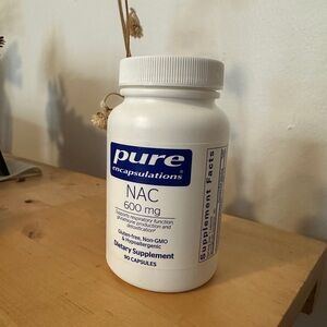 Pure Encapsulations NAC 90 capsules 600mg exp 3/2028